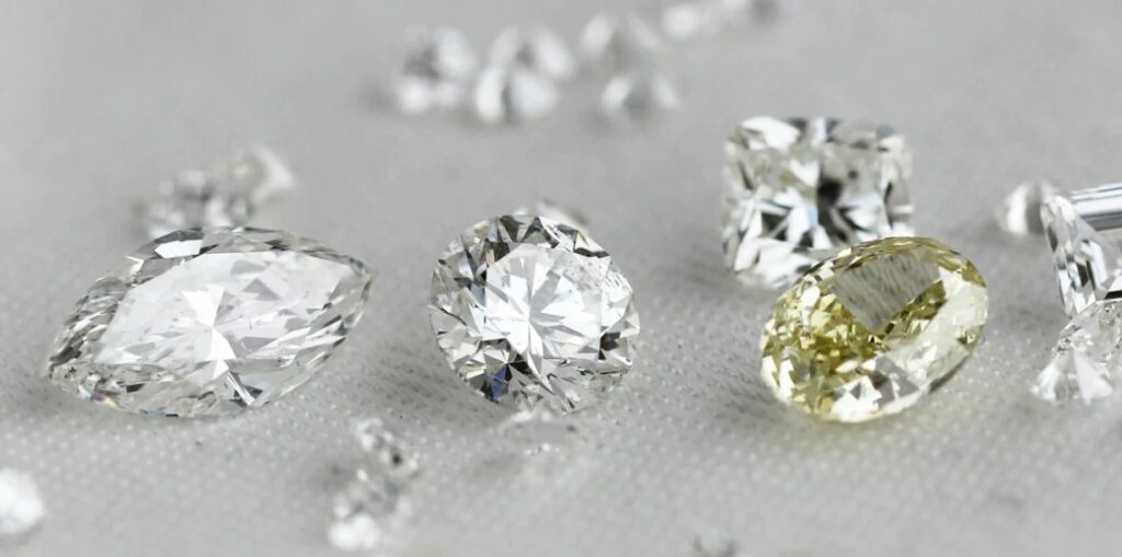 VVS1 Clarity Diamonds