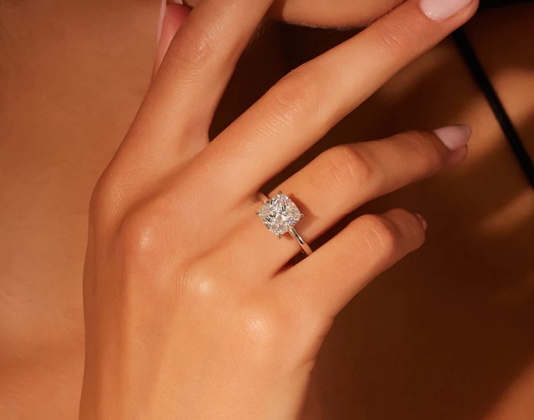 Cushion cut